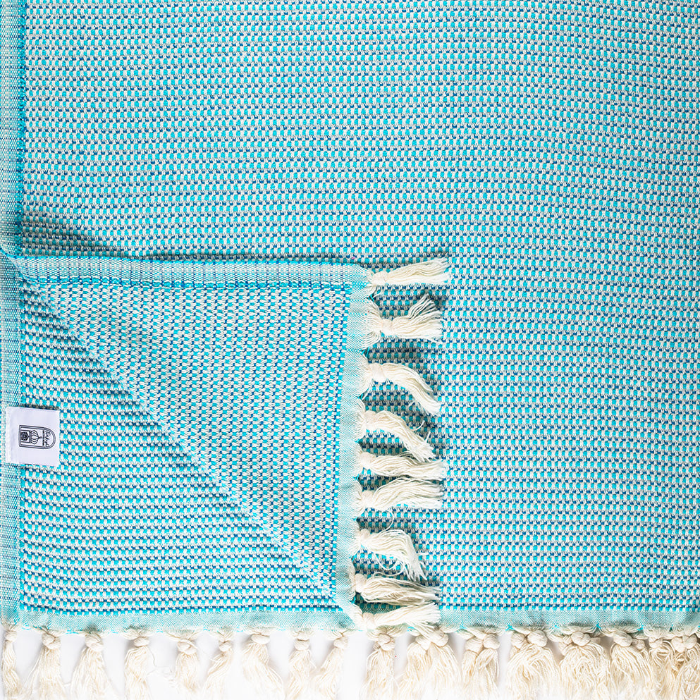 Halka Criss Cross Bed Cover