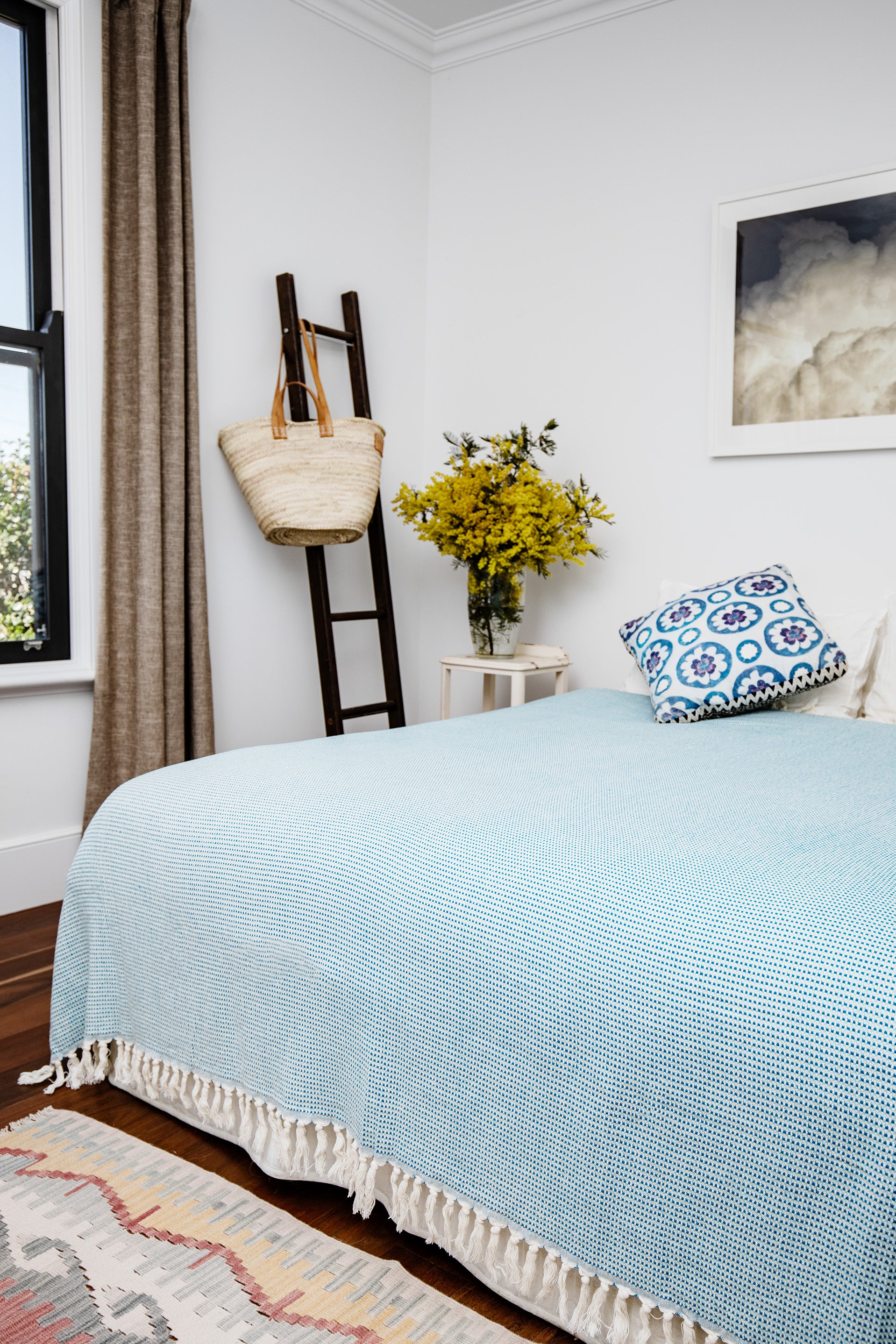 Halka Criss Cross Bed Cover