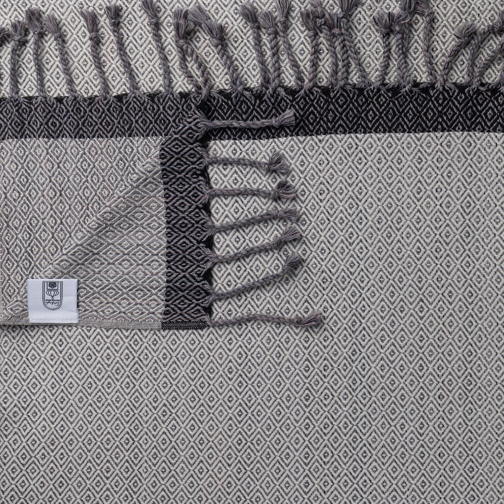 Diamond Tradition Collection Flat Weave Towel